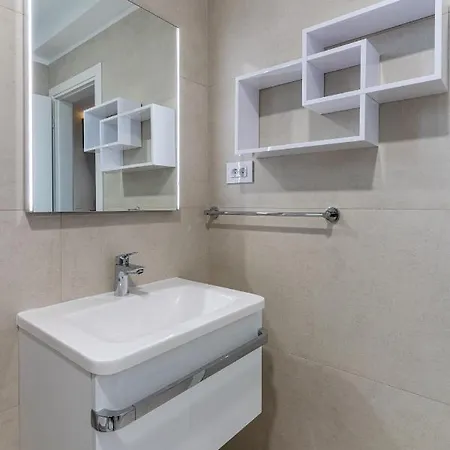 Dito - 4 Stars Apartament