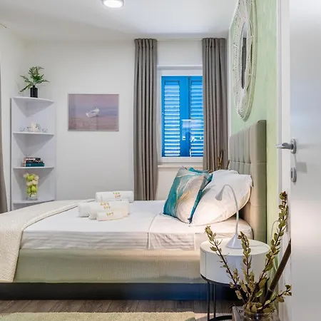 Dito - 4 Stars Apartament Cres